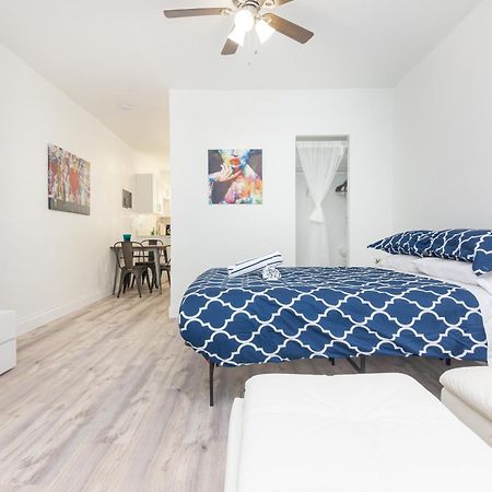 Ocean Drive Deco Apt W/2 Queen Beds, Steps 2 Beach Miami Beach Luaran gambar