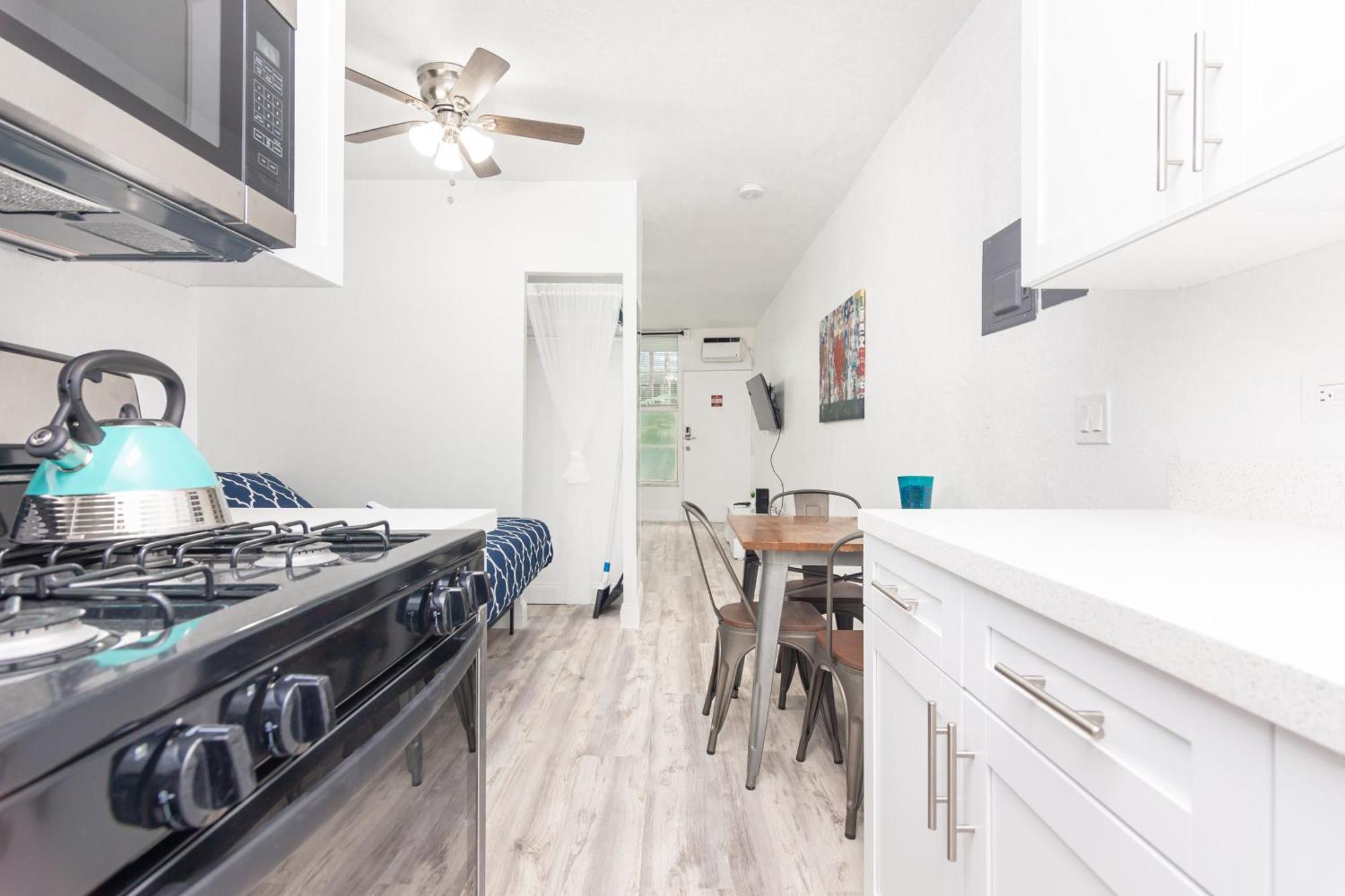 Ocean Drive Deco Apt W/2 Queen Beds, Steps 2 Beach Miami Beach Luaran gambar