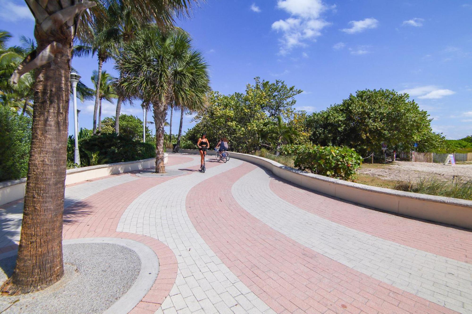 Ocean Drive Deco Apt W/2 Queen Beds, Steps 2 Beach Miami Beach Luaran gambar
